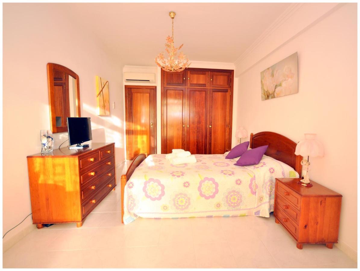 Apartamentos Capitolina Quarteira Exterior photo