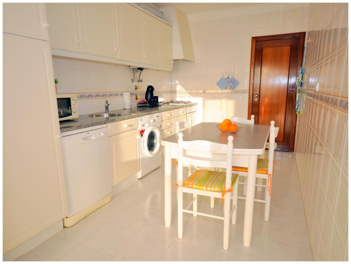 Apartamentos Capitolina Quarteira Exterior photo
